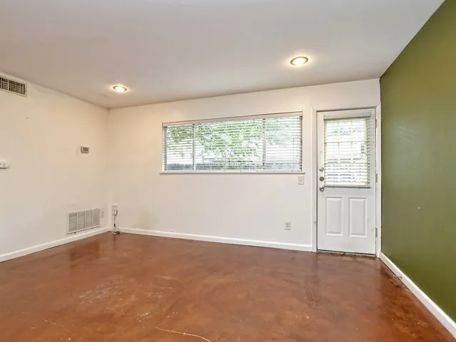 $1,600 | 604 Franklin Boulevard, Unit B, Austin, TX 78751