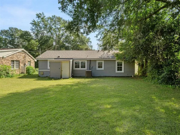 $114,900 | 921 Lake Ct Drive, DeRidder, LA 70634
