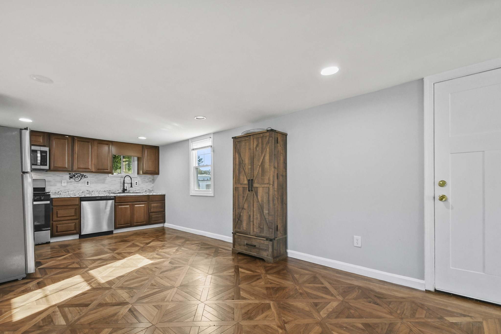 165 Turnpike Road, Unit 42 Westborough, MA 01581 - Photo 6 of 24 Gallery Image 6