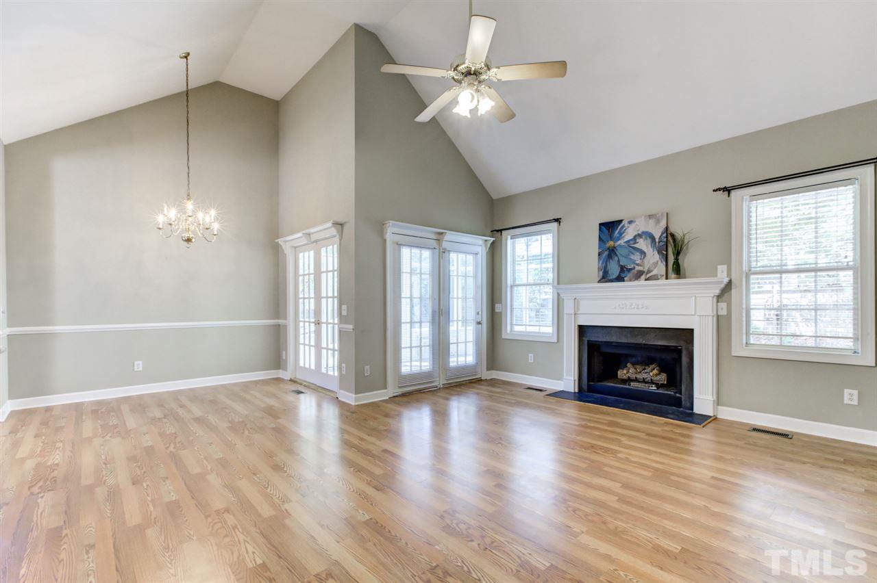 833 Cedar Downs Drive Raleigh, NC 27607 - Photo 5 of 30