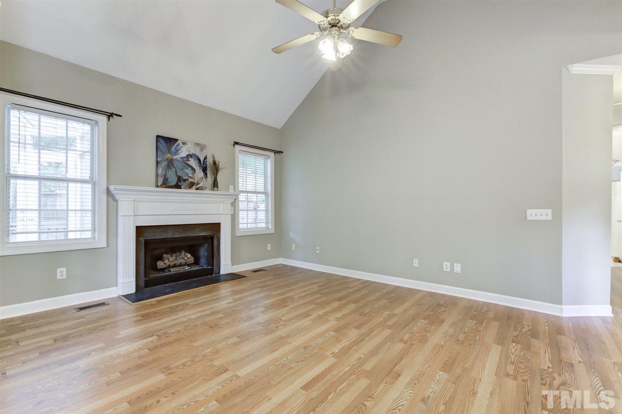 833 Cedar Downs Drive Raleigh, NC 27607 - Photo 7 of 30