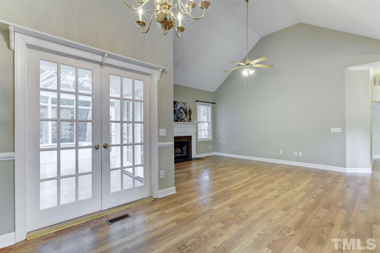 833 Cedar Downs Drive Raleigh, NC 27607 - Photo 8 of 30