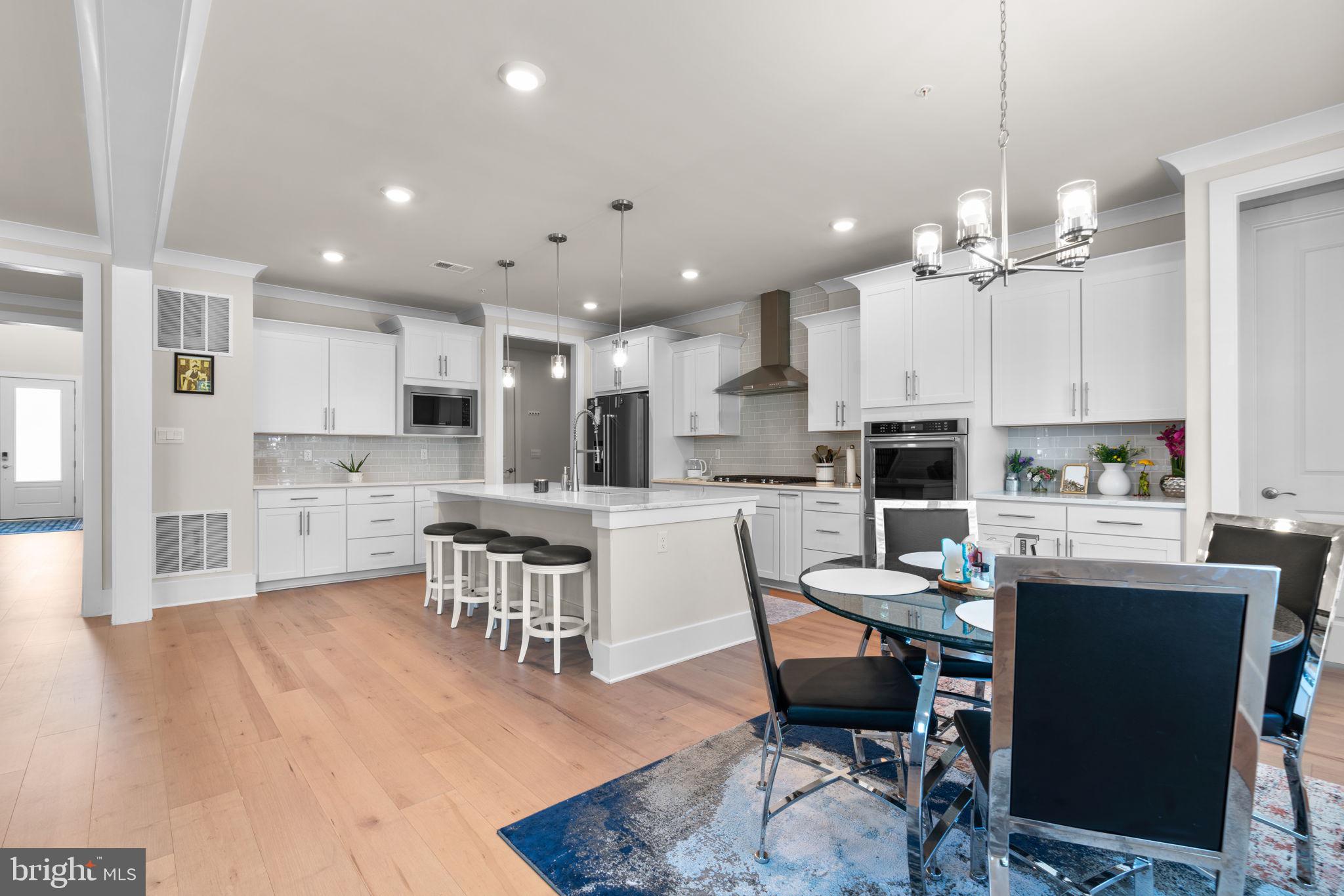 21708 Woodfield Road Gaithersburg, MD 20882 - Photo 4 of 76