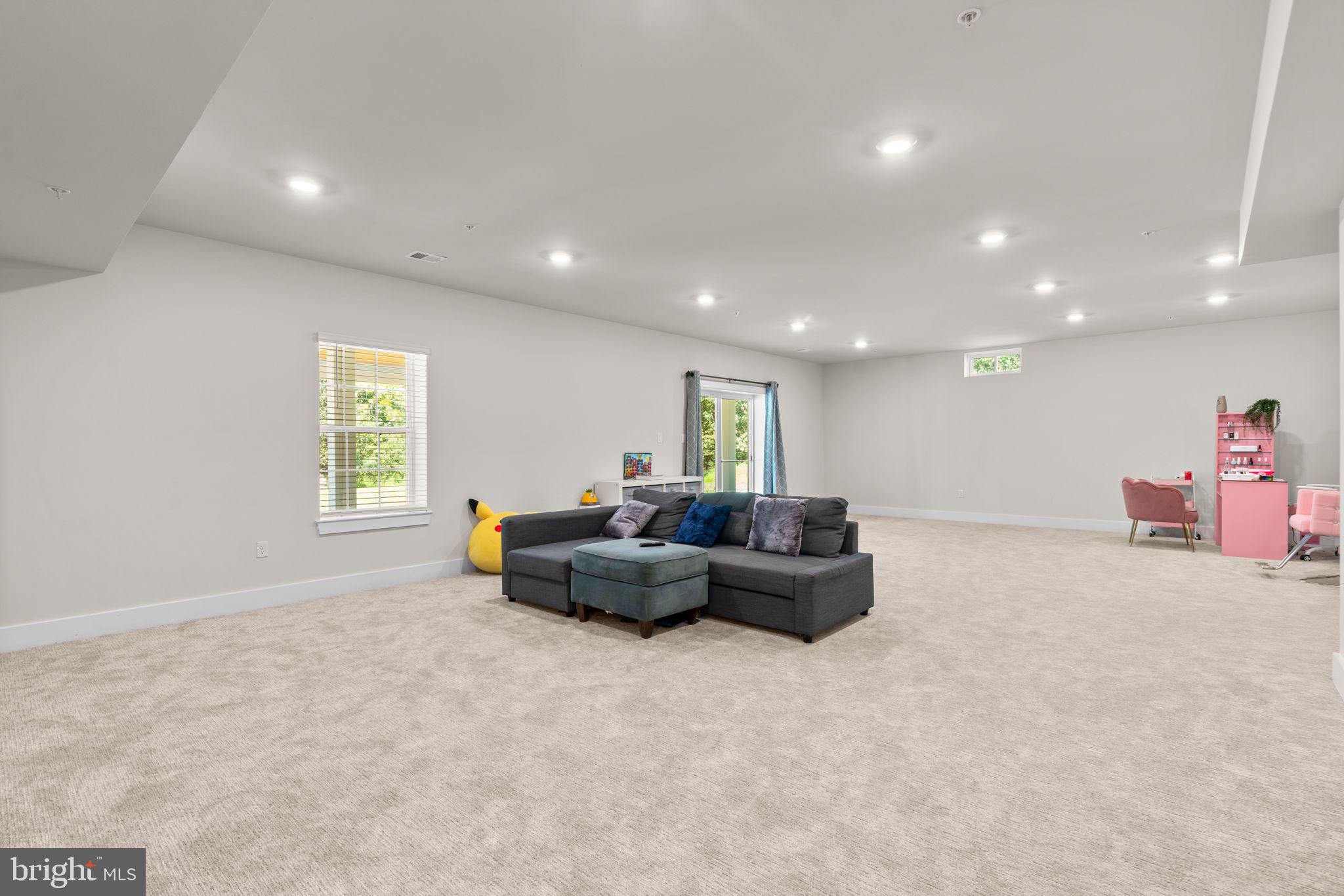 21708 Woodfield Road Gaithersburg, MD 20882 - Photo 52 of 76