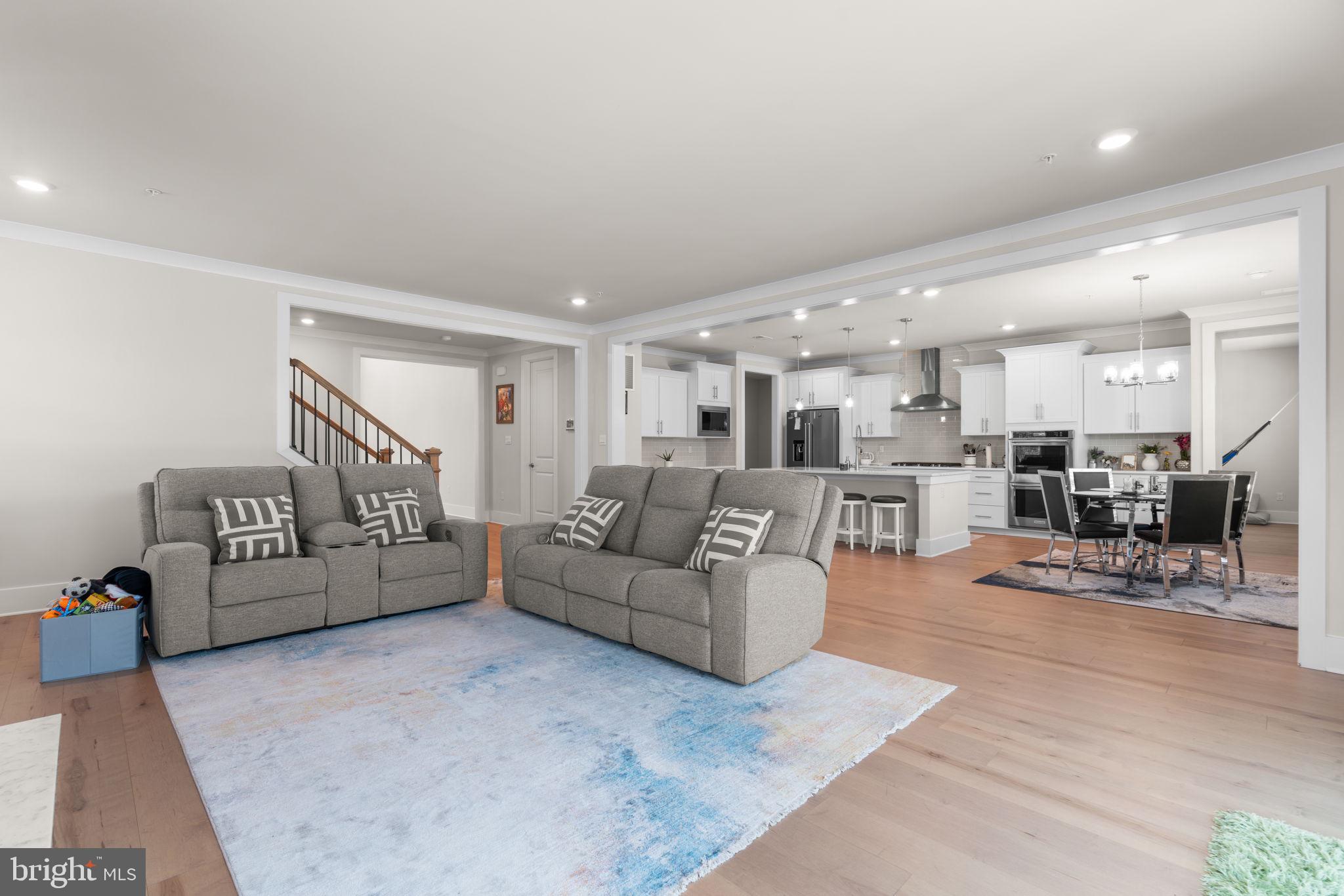 21708 Woodfield Road Gaithersburg, MD 20882 - Photo 9 of 76