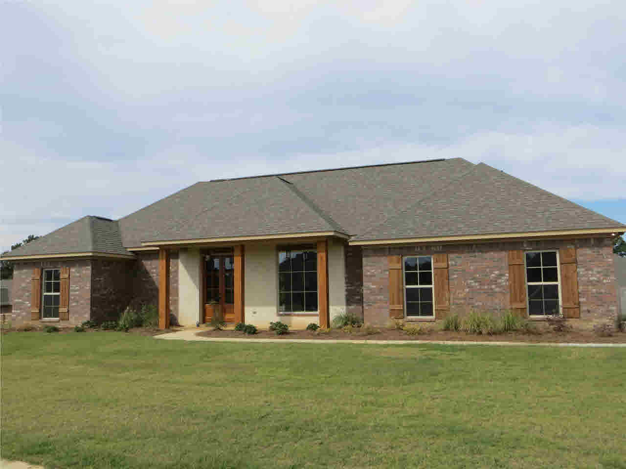 152 Rhodes Lane Canton, MS 39046 - Photo 1 of 24 Photo 1