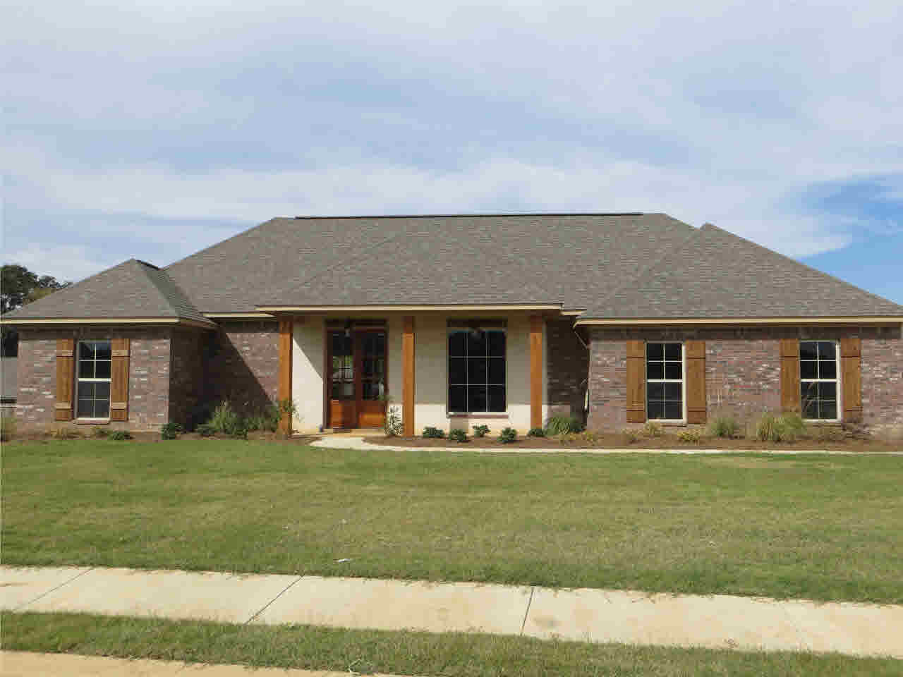 152 Rhodes Lane Canton, MS 39046 - Photo 2 of 24 Photo 2