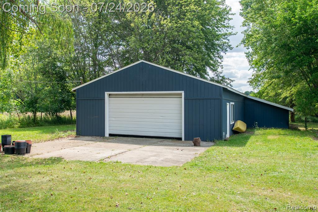 12320 North Holly Road Holly, MI 48442 - Photo 32 of 38