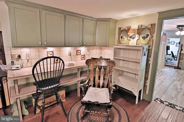 $650,000 | 2145 Old Lancaster Pike, Reinholds, PA 17569