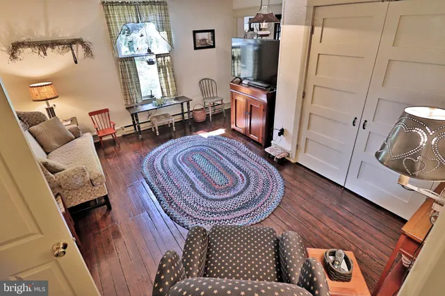 $650,000 | 2145 Old Lancaster Pike, Reinholds, PA 17569