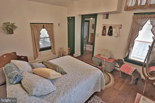 $650,000 | 2145 Old Lancaster Pike, Reinholds, PA 17569