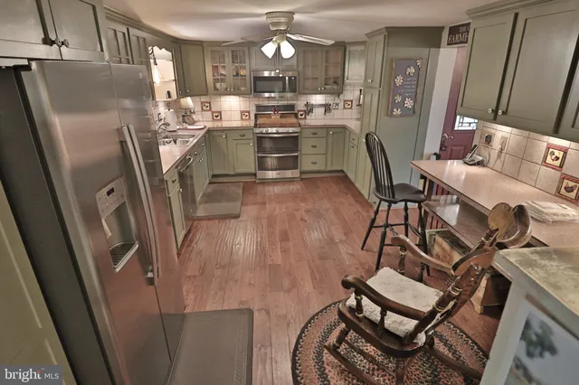 $650,000 | 2145 Old Lancaster Pike, Reinholds, PA 17569