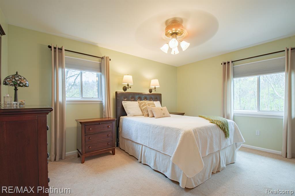 11585 Tipsico Lake Road Fenton, MI 48430 - Photo 13 of 32 Gallery Image 13