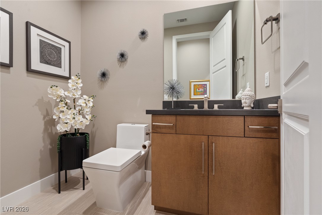 2224 Ledge Rock Lane Henderson, NV 89052 - Photo 32 of 66 Power bathroom