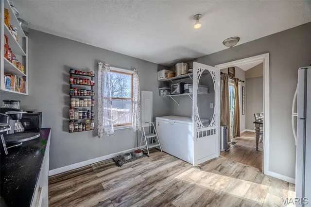 $560,000 | 22198 Glencastle Lane, Lebanon, MO 65536