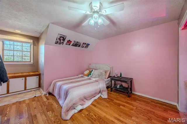 $560,000 | 22198 Glencastle Lane, Lebanon, MO 65536