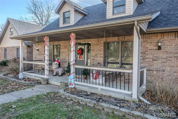 $560,000 | 22198 Glencastle Lane, Lebanon, MO 65536