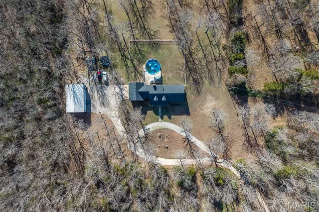 $560,000 | 22198 Glencastle Lane, Lebanon, MO 65536