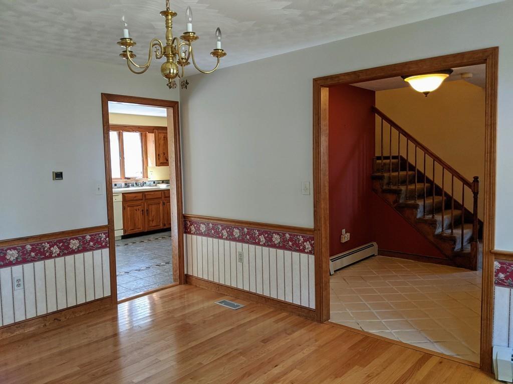 18 Glenview Street Upton, MA 01568 - Photo 5 of 13