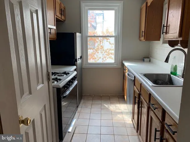 $1,900 | 935 South Charles Street, Unit C, Baltimore, MD 21230