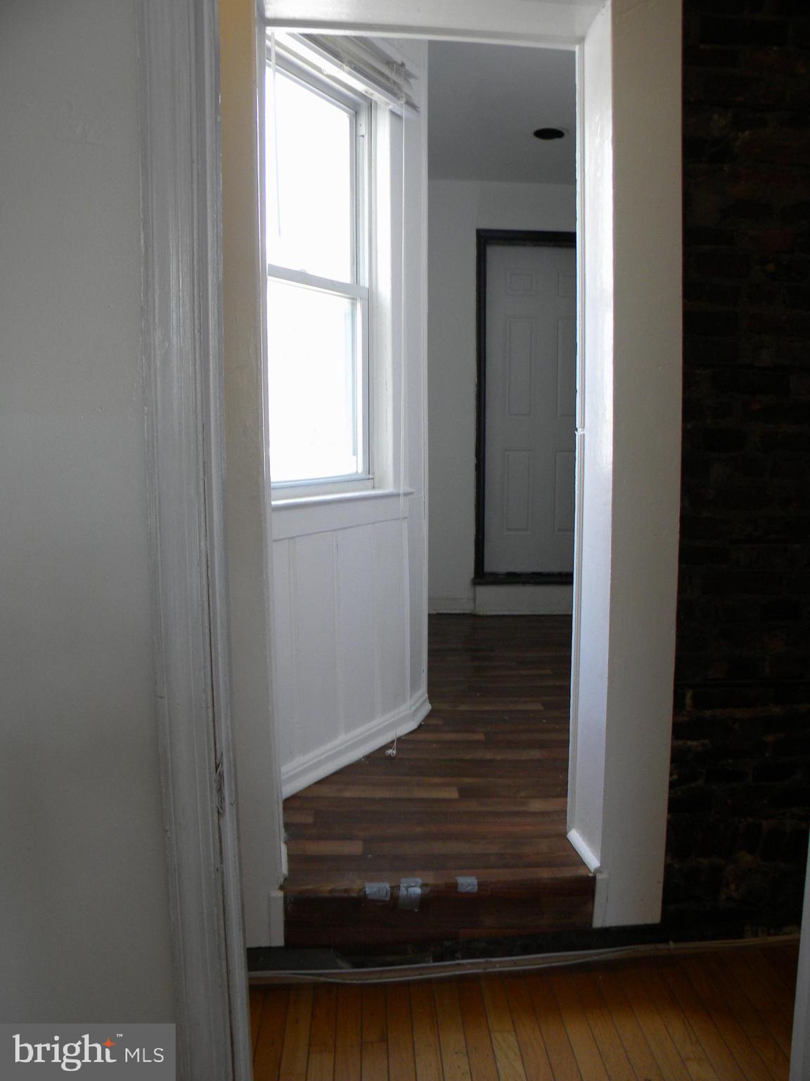 935 South Charles Street, Unit C S Baltimore, MD 21230 - Photo 33 of 44 2nd floor bath and door to small deck