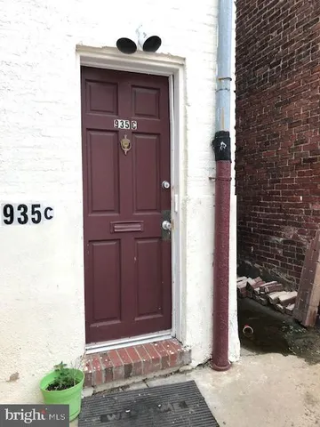 $1,900 | 935 South Charles Street, Unit C, Baltimore, MD 21230