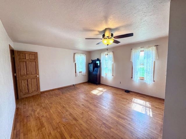 N5274 County Rd O New London, WI 54961 - Photo 6 of 53 Gallery Image 6