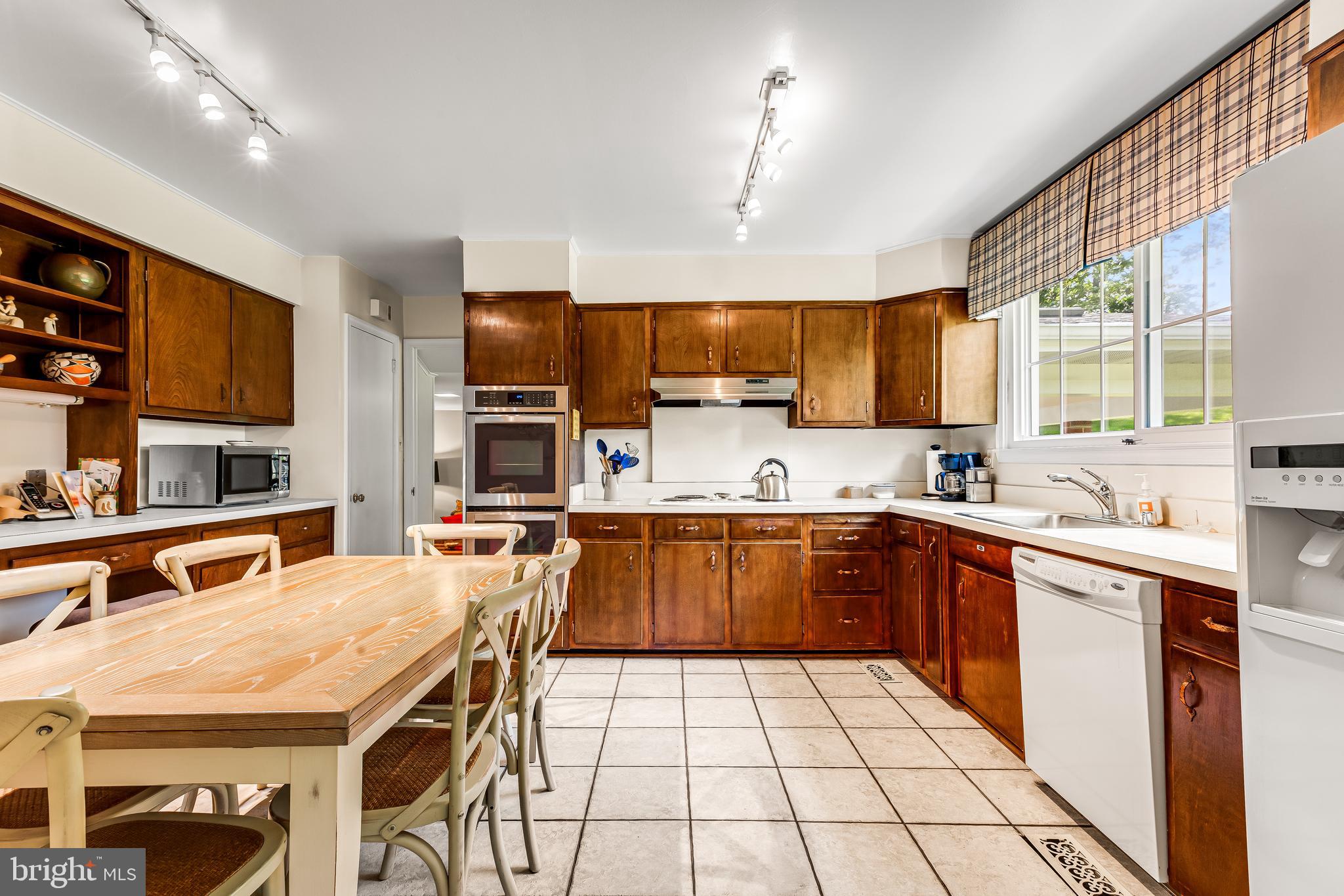 5 Buckley Court Towson, MD 21286 - Photo 11 of 48