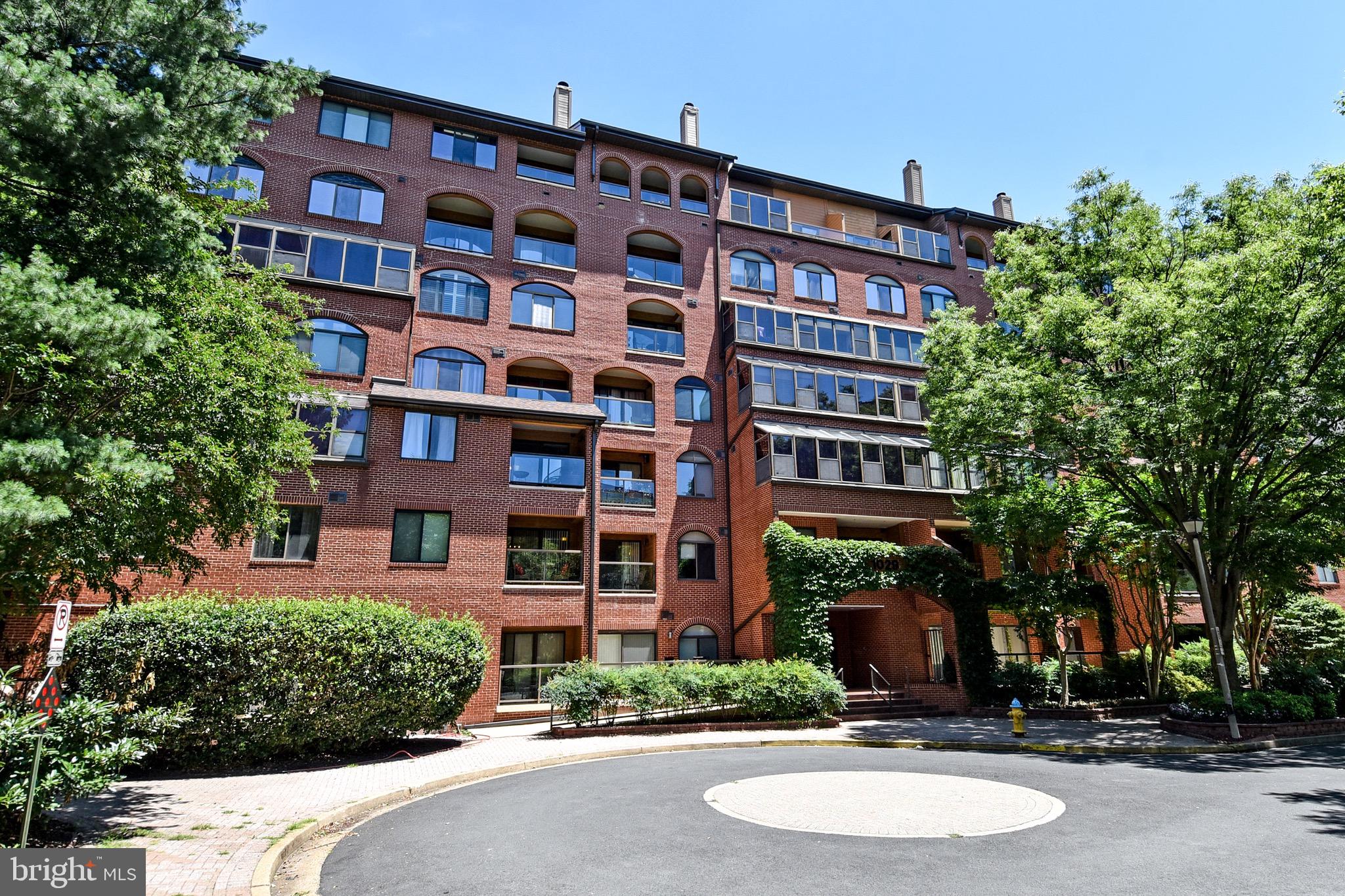 1029 North Stuart Street, Unit 508 Arlington, VA 22201 - Photo 1 of 28