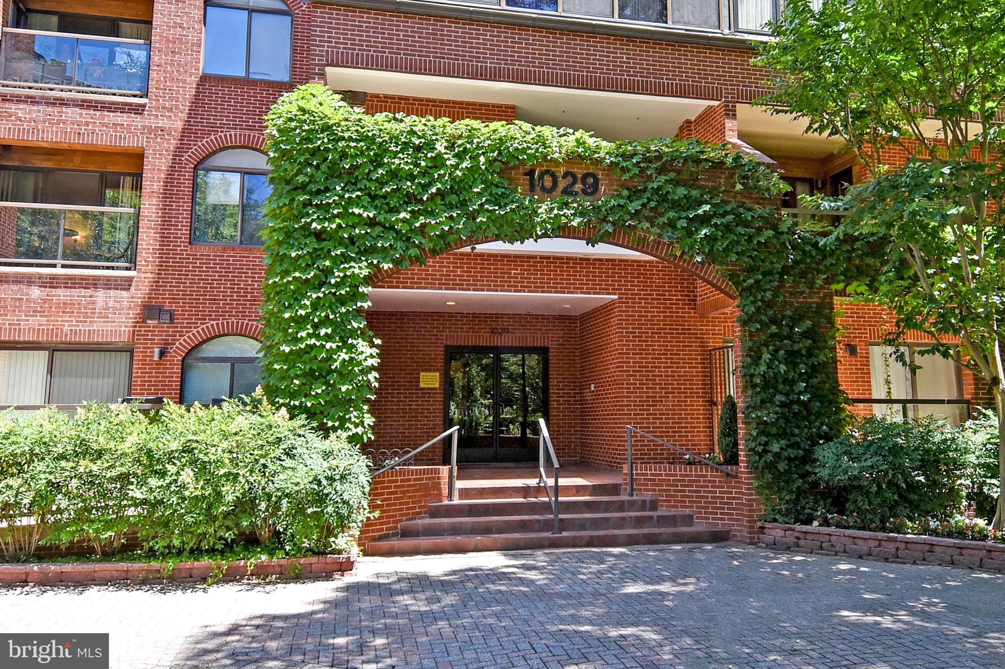 1029 North Stuart Street, Unit 508 Arlington, VA 22201 - Photo 2 of 28