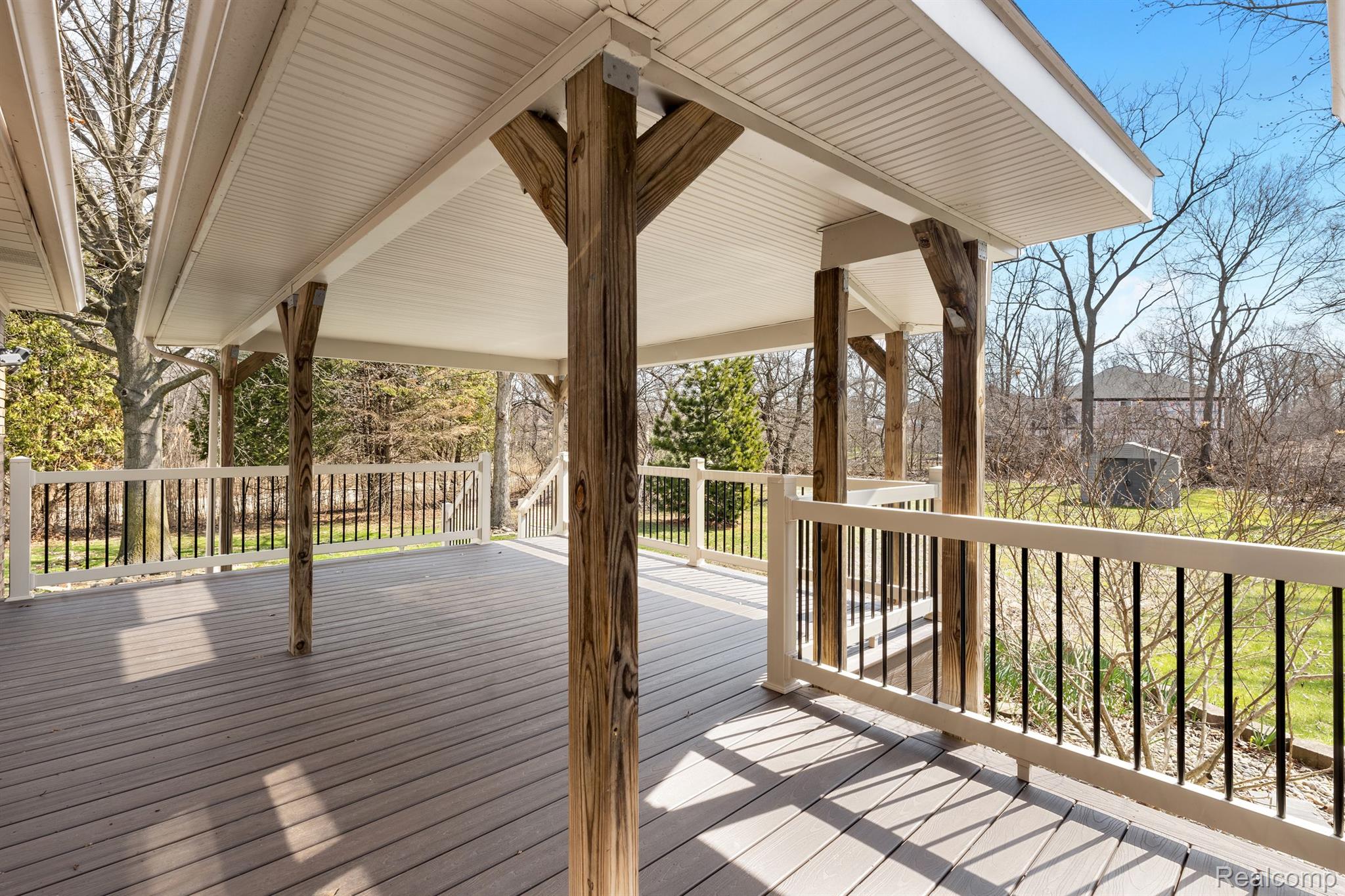 18035 Meridian Road Grosse Ile, MI 48138 - Photo 28 of 30 New Covered Deck