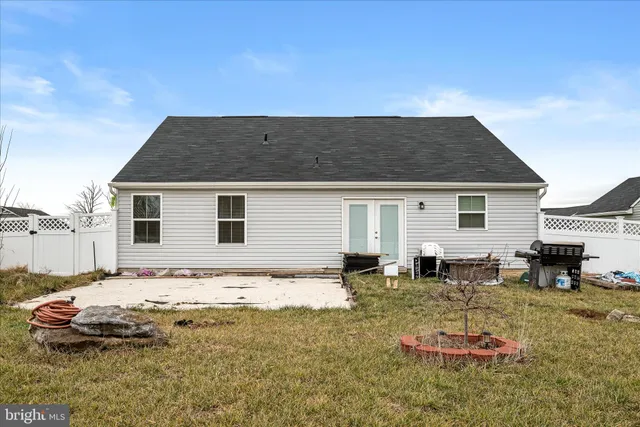 $350,000 | 746 Switchgrass Court, Bunker Hill, WV 25413