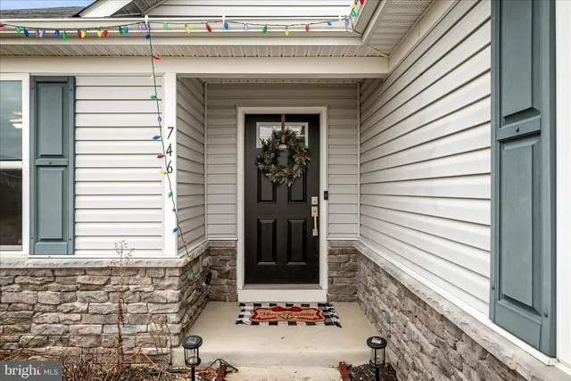 $350,000 | 746 Switchgrass Court, Bunker Hill, WV 25413