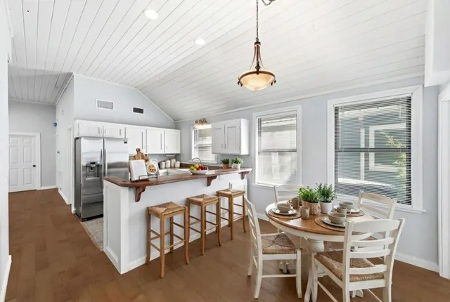 $2,995 | 1811 Waterston Avenue, Unit A, Austin, TX 78703