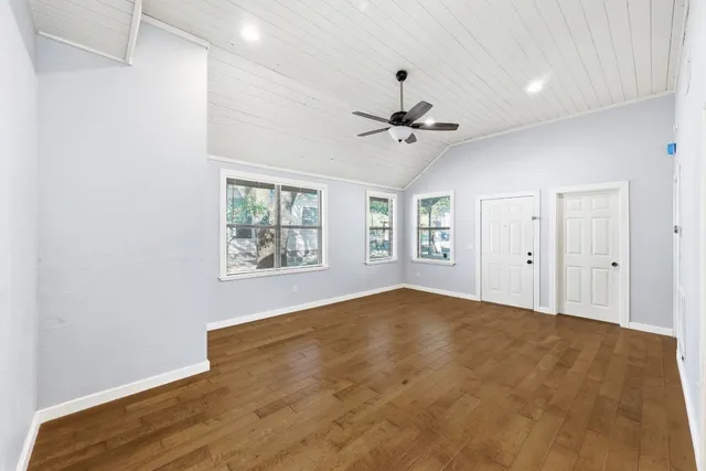 $2,995 | 1811 Waterston Avenue, Unit A, Austin, TX 78703