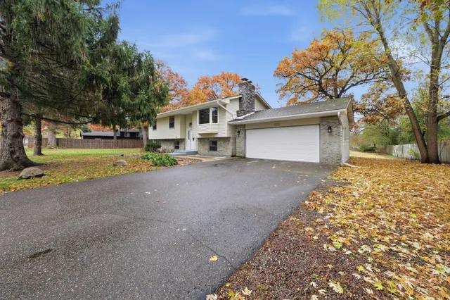 $374,000 | 1854 168th Avenue Northeast, Ham Lake, MN 55304