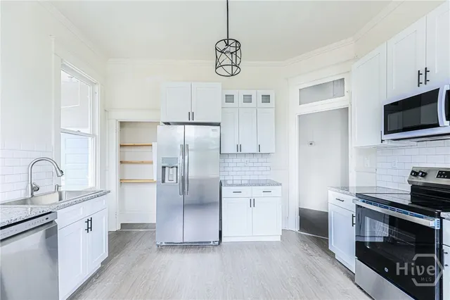 $2,400 | 316 West 40th Street, Savannah, GA 31401