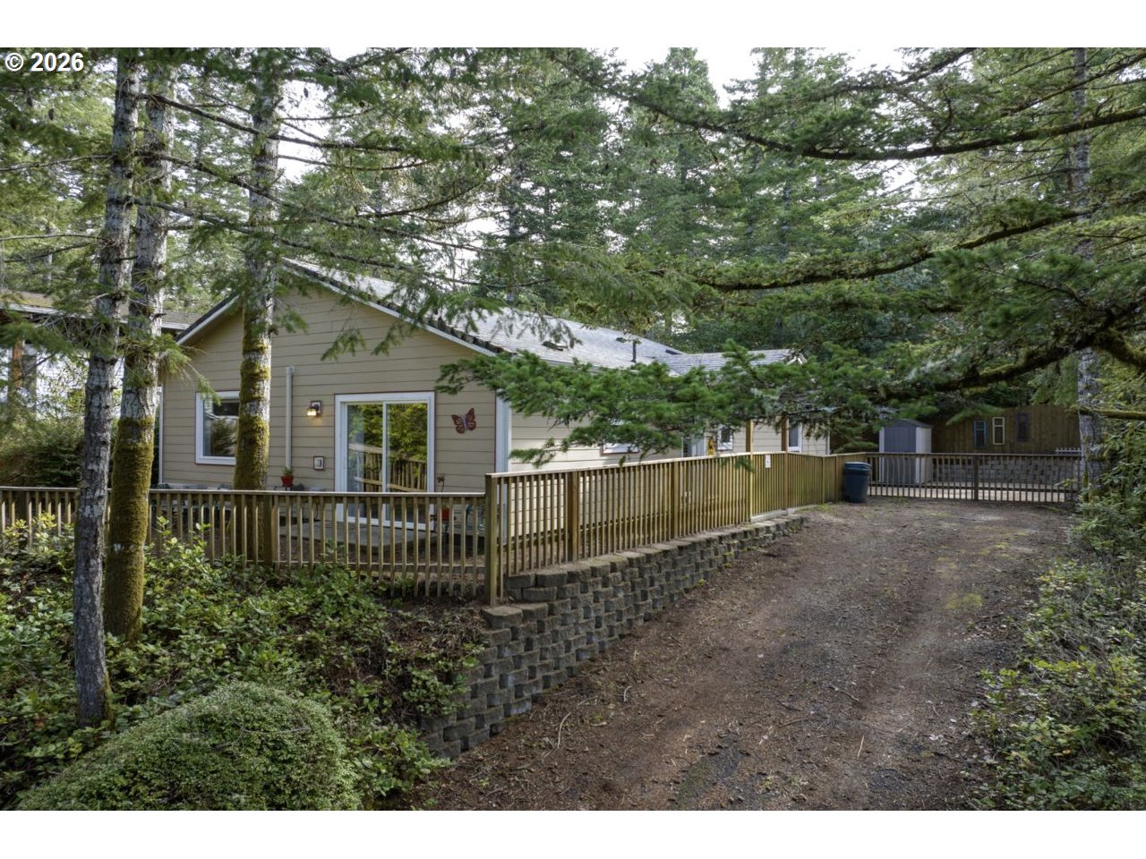 32 Easy Street Florence, OR 97439 - Photo 2 of 29