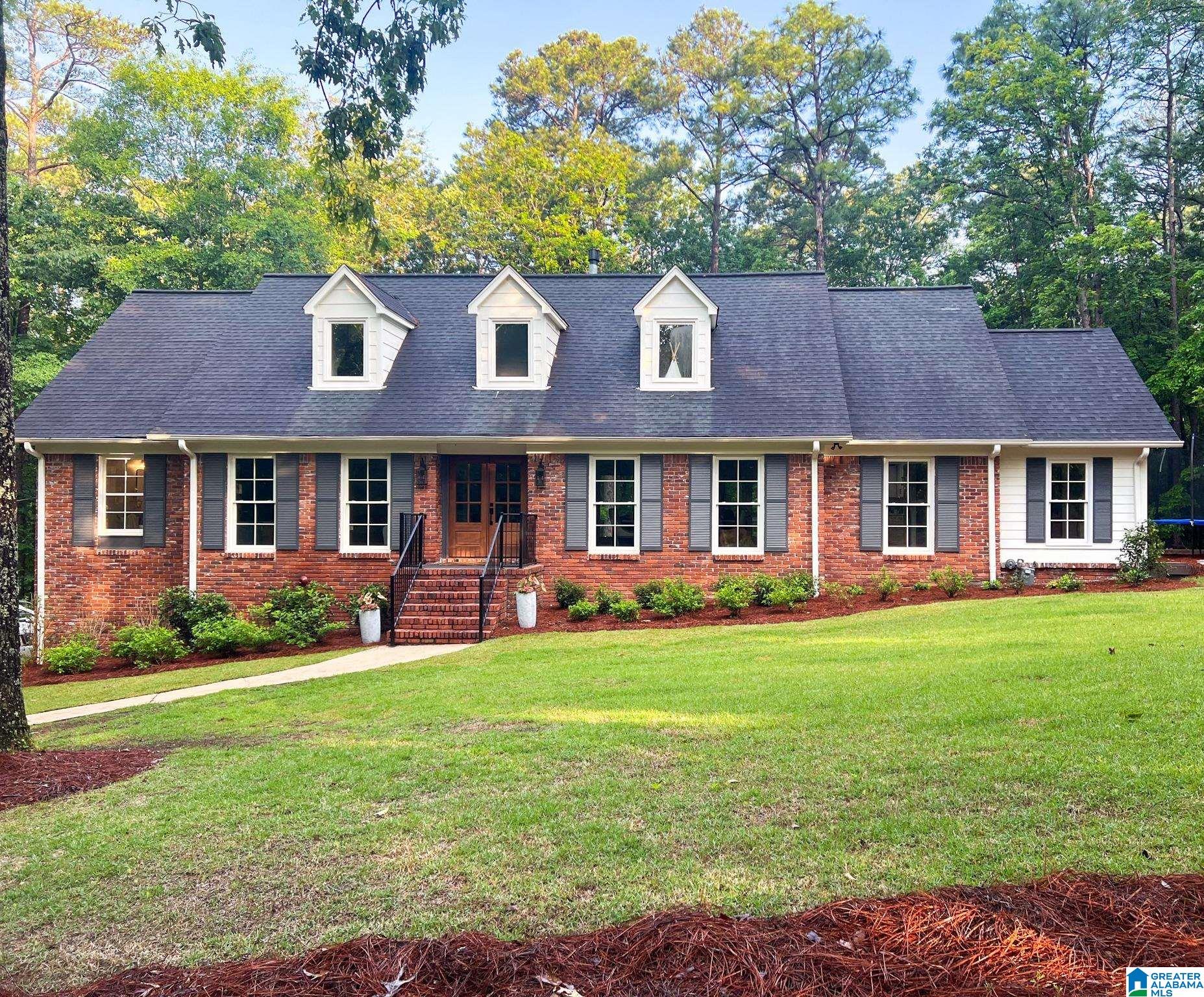 189 Choctaw Lane Pelham, AL 35124 - Photo 1 of 45