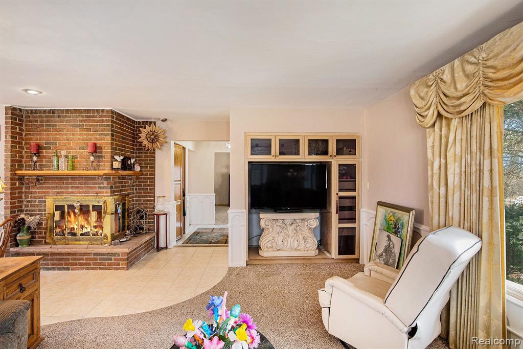 6126 North Belsay Road Flint, MI 48506 - Photo 4 of 42
