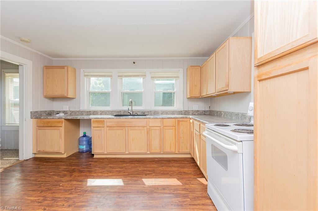 5442 Davis Road Winston-Salem, NC 27105 - Photo 17 of 33 Gallery Image 17