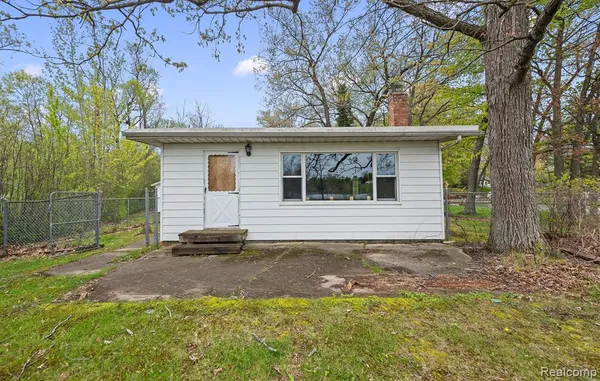 $265,000 | 3332 Horrell Court, Fenton, MI 48430