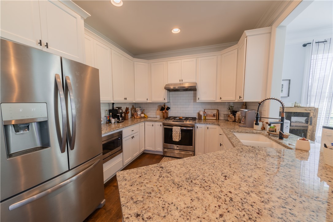 1000 Carlisle Place Anderson, SC 29621 - Photo 2 of 36