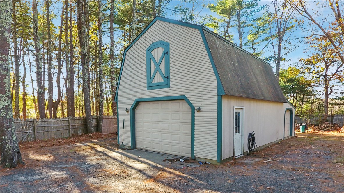 115 Town Farm Road Coventry, RI 02816 - Photo 3 of 36
