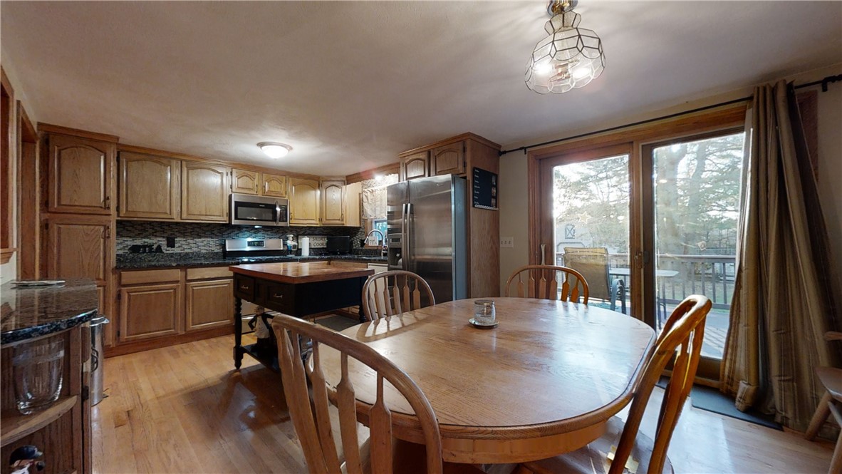 115 Town Farm Road Coventry, RI 02816 - Photo 9 of 36