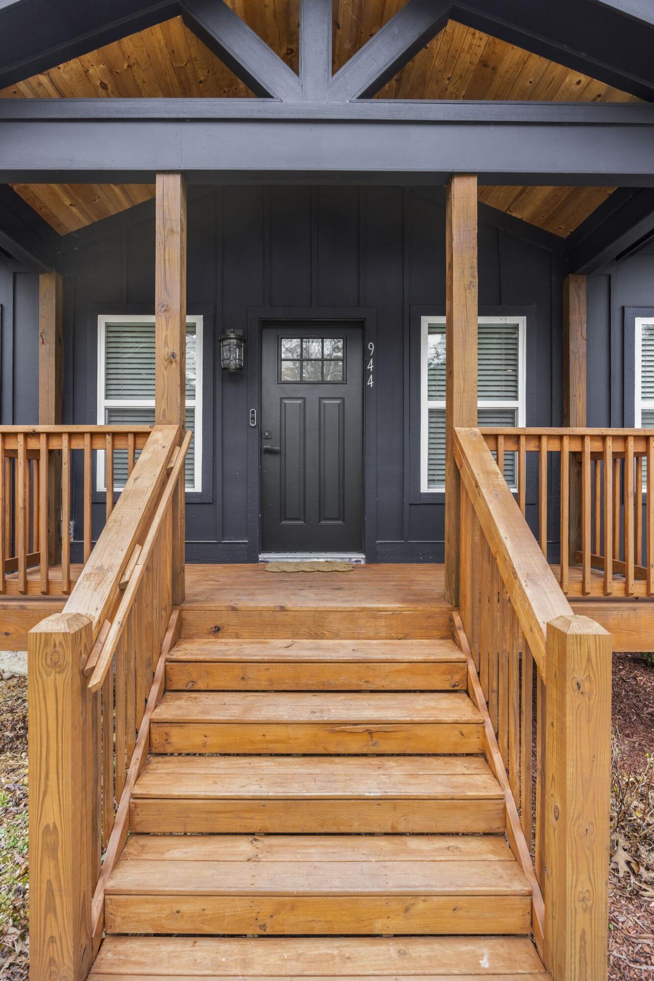 944 Shallowford Road Chattanooga, TN 37411 - Photo 4 of 27 rp2503101-1004