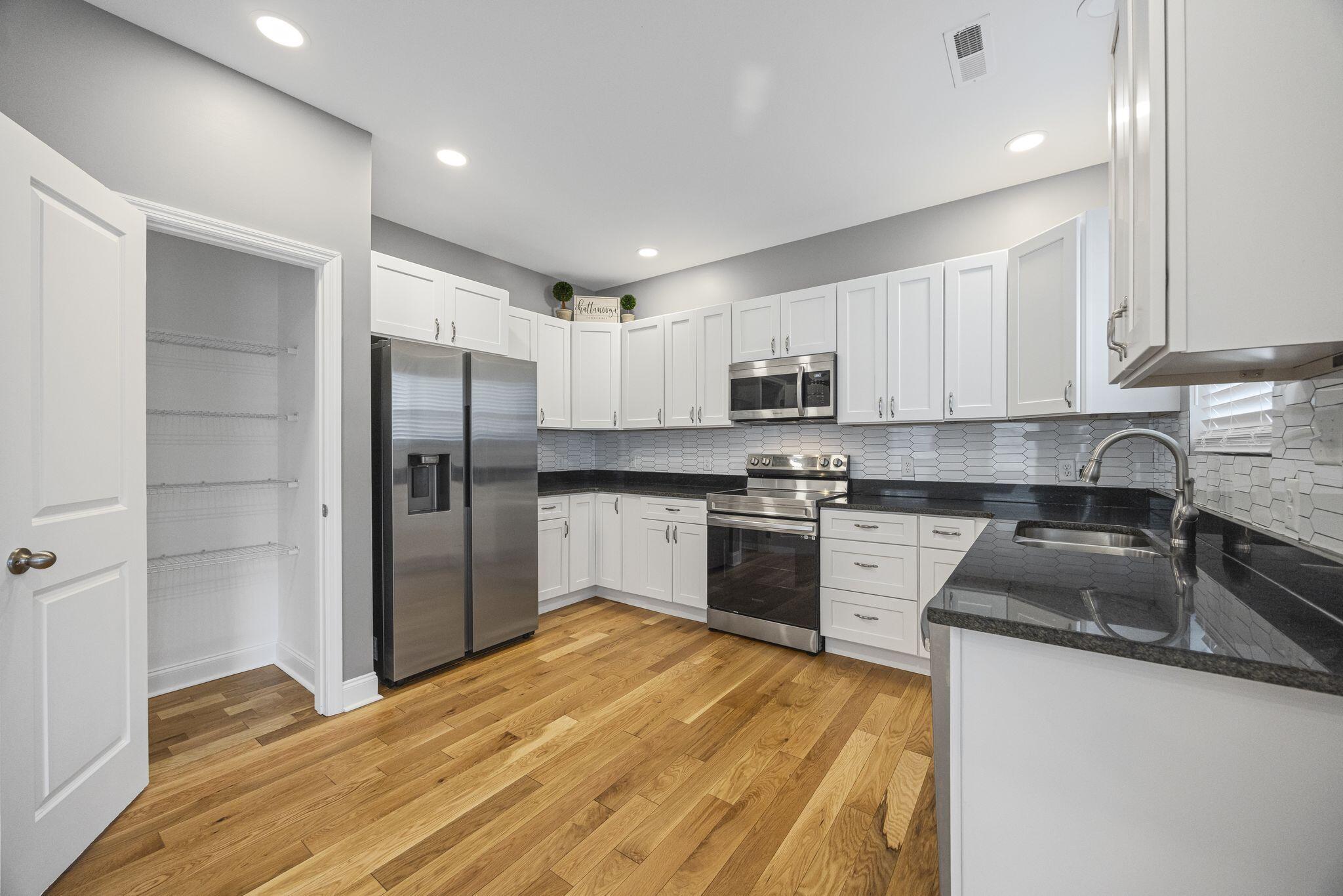 944 Shallowford Road Chattanooga, TN 37411 - Photo 10 of 27 rp2503101-1011