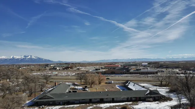 $600,000 | 8811 East US Highway 160, Alamosa, CO 81101