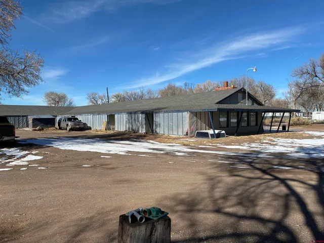 $600,000 | 8811 East US Highway 160, Alamosa, CO 81101