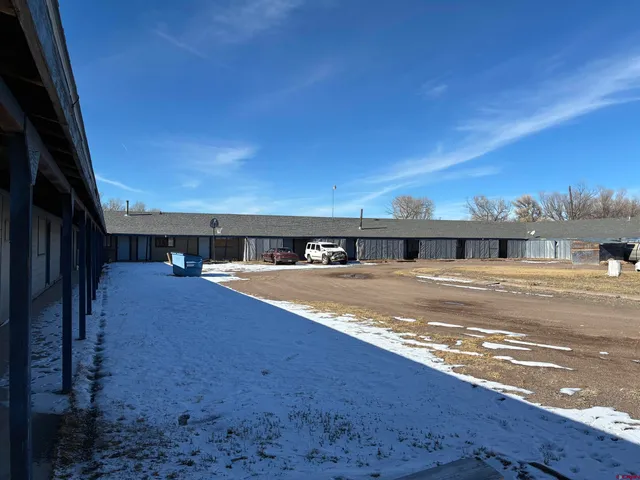 $600,000 | 8811 East US Highway 160, Alamosa, CO 81101